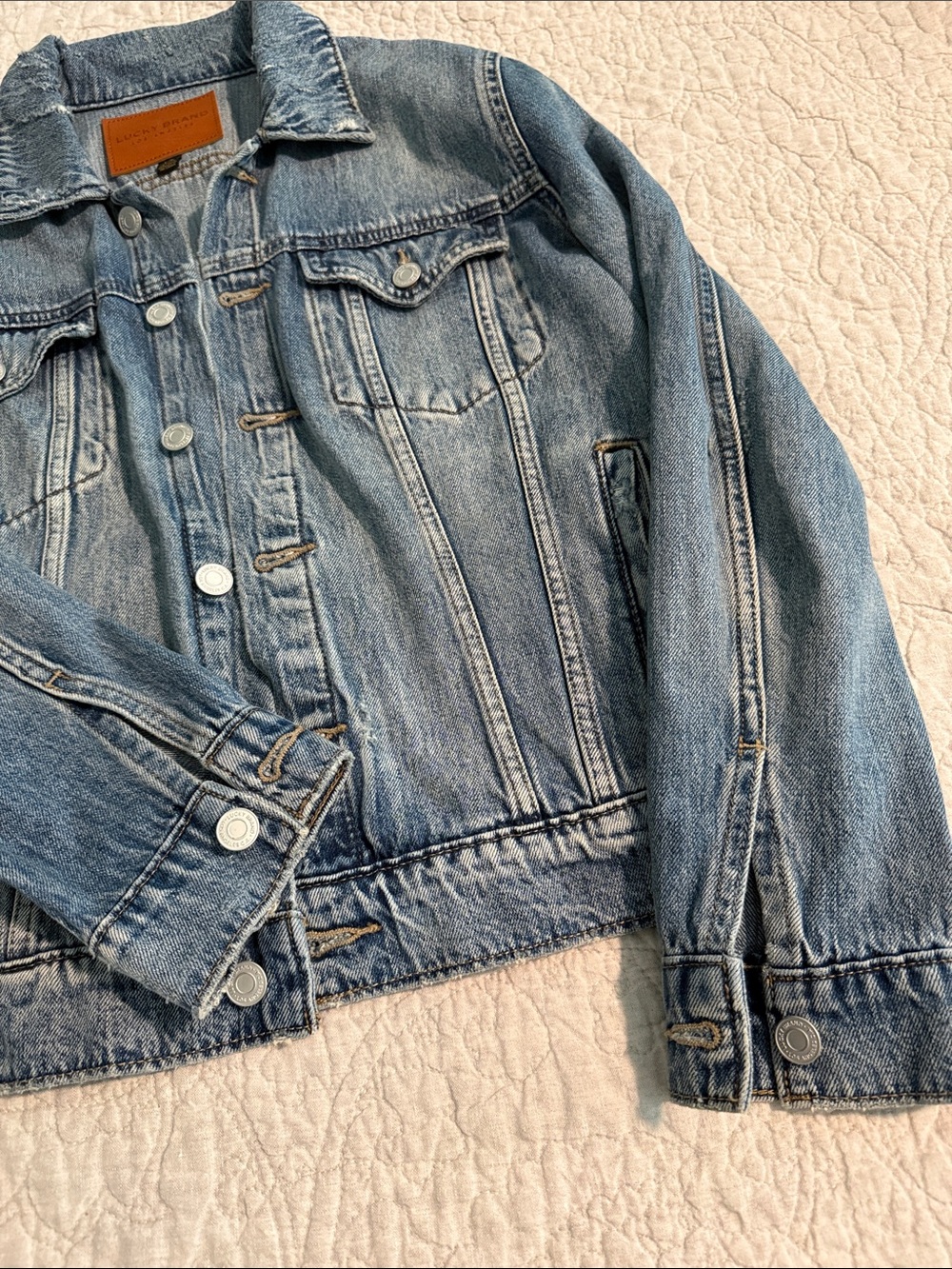 Lucky Brand Light Blue Denim Jacket, button closure, Sz L - Picture 4 of 6